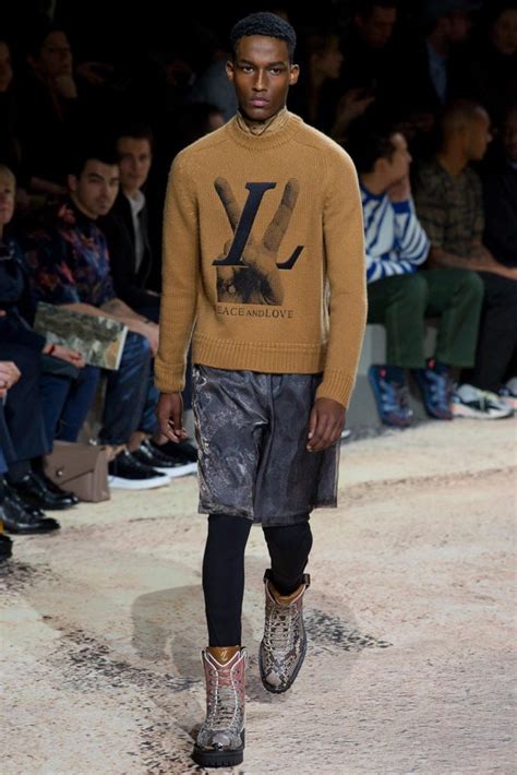 kim jones louis vuitton new look|kim jones runway.